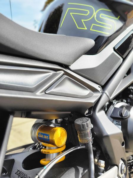 2025 Triumph STREET TRIPLE 765 RS 