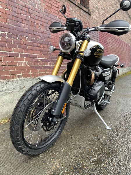 2025 Triumph Scrambler 1200 XE