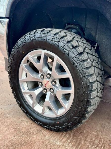 Used 2018 GMC Sierra 1500 SLTImage 10
