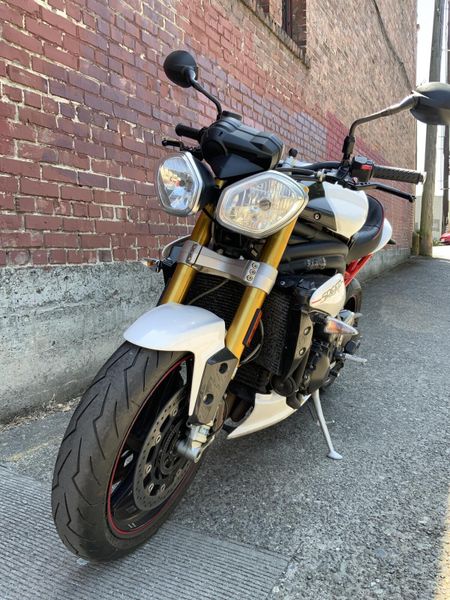 2012 Triumph SPEED TRIPLE R 