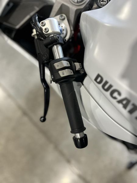 Used 2020 Ducati SUPER SPORT S Image 10