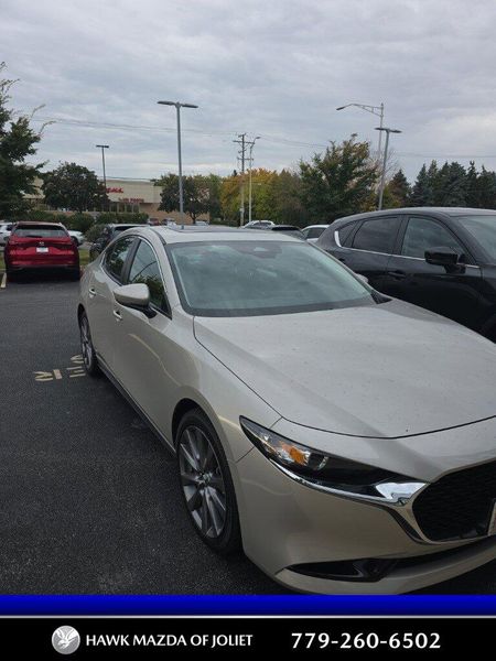 2025 Mazda Mazda3 Sedan 2.5 s Preferred photo 3