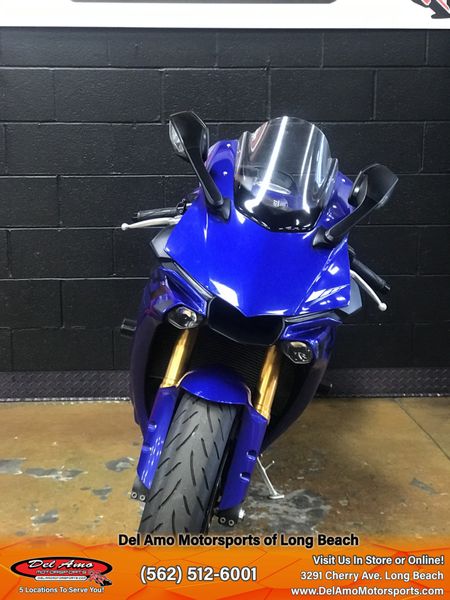 2018 Yamaha YZF-R1Image 8