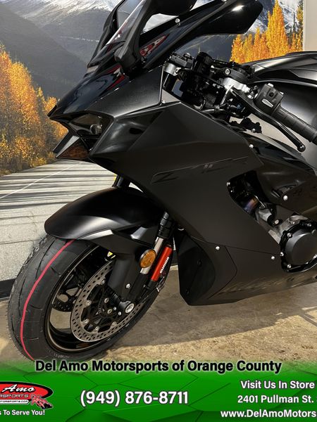 2025 Kawasaki NINJA ZX-10R ABS Image 8
