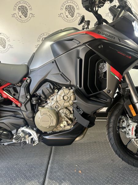 2024 Ducati MULTISTRADA V4 S GRAND TOUR