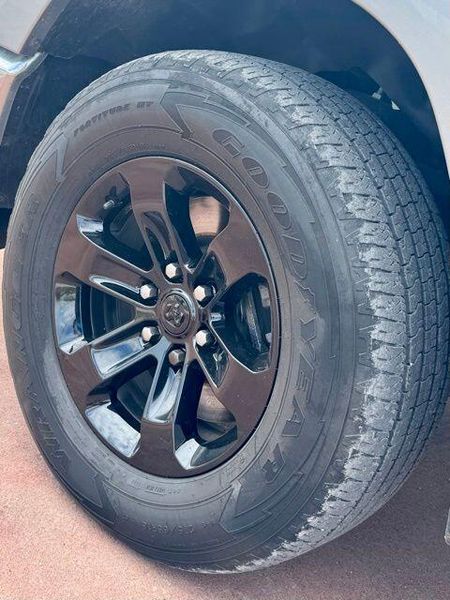 Used 2023 RAM 1500 LaramieImage 18