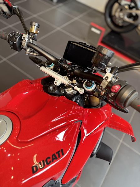 New 2026 Ducati STREETFIGHTER V4S 