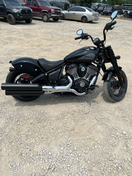 NEW 2025 INDIAN MOTORCYCLE CHIEF BOBBER ABS Image 3