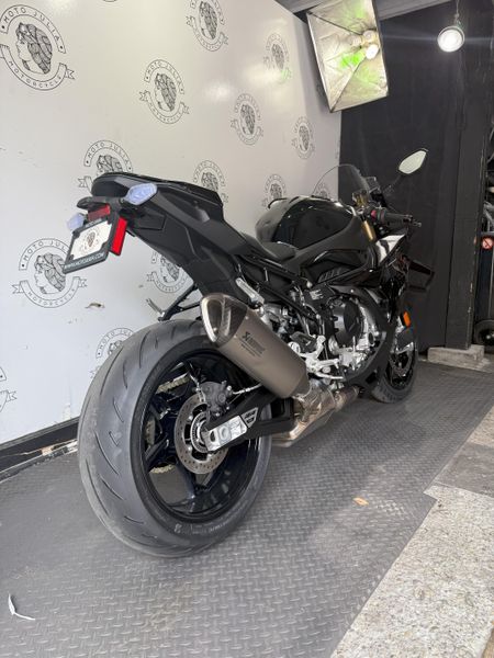 2025 BMW S 1000 RR 