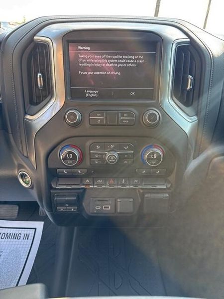 2021 Chevrolet Silverado 1500 LT photo 21