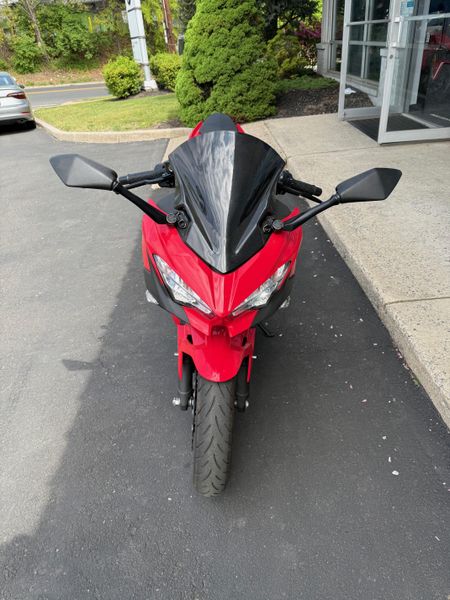 2021 Kawasaki Ninja 400 EX400GMImage 3