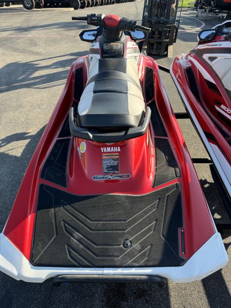 2018 Yamaha GP1800 TORCH RED AND WHITE Image 11