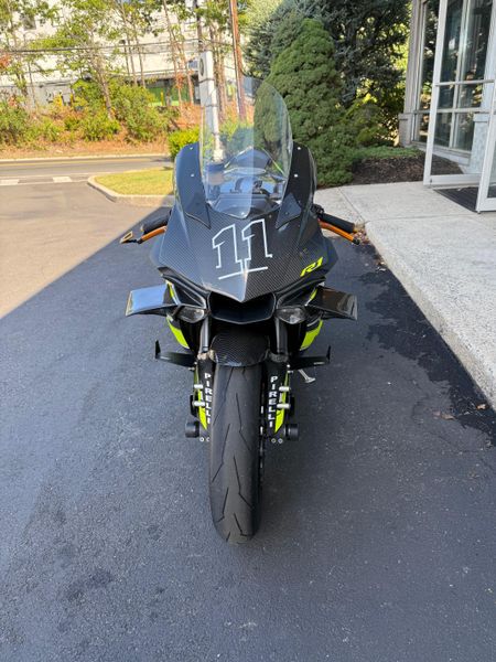 2016 Yamaha YZF-R1Image 3