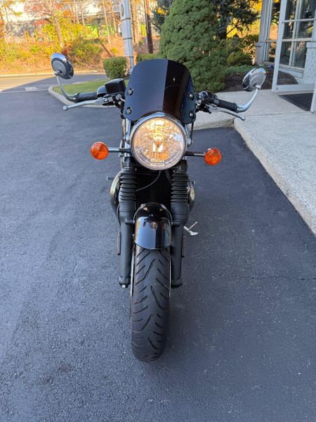 2017 Triumph THRUXTON 1200Image 3