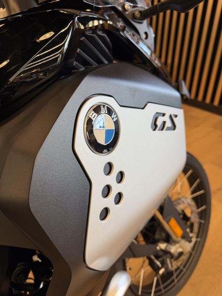 2026 BMW F 900 GS Adventure