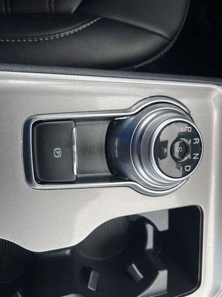 2024 Ford Edge SELImage 34