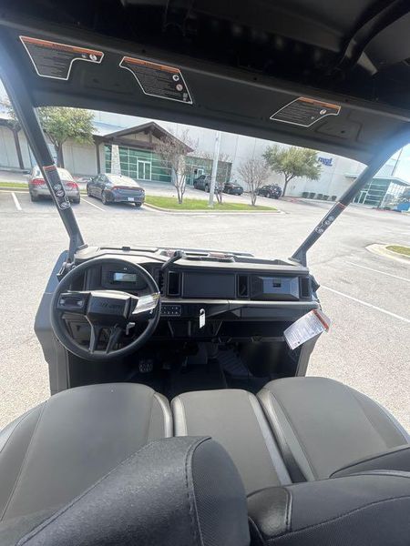 New 2026 Can-Am DEFENDER MAX XT HD11 Image 17