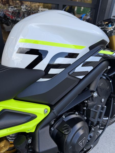 2024 Triumph Street Triple
