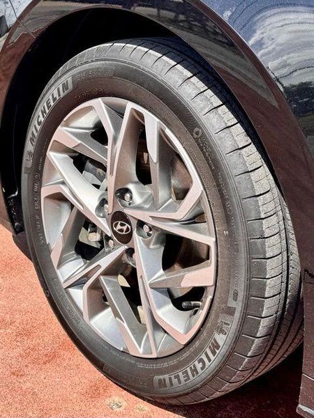 Used 2022 Hyundai Sonata SELImage 18