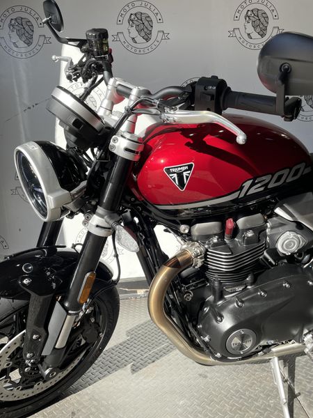 2025 Triumph SPEED TWIN 1200