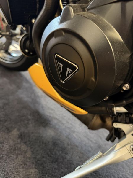 2025 Triumph Street Triple 765 RS - COSMIC YELLOW