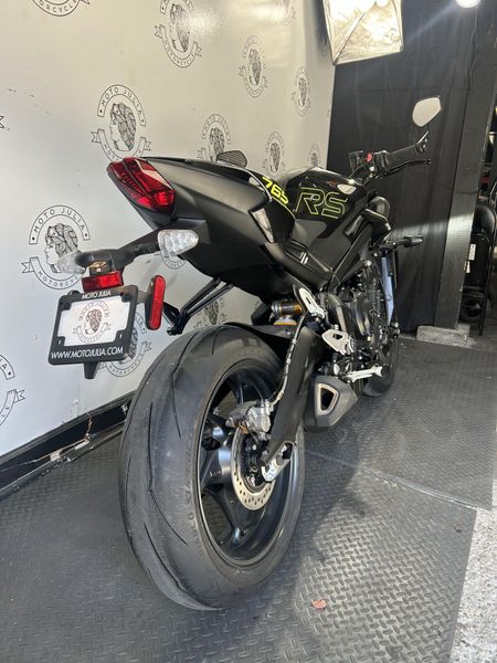 2025 Triumph STREET TRIPLE 765 RS