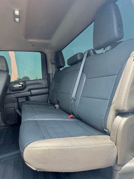 Used 2025 Chevrolet Silverado 3500HD Image 16