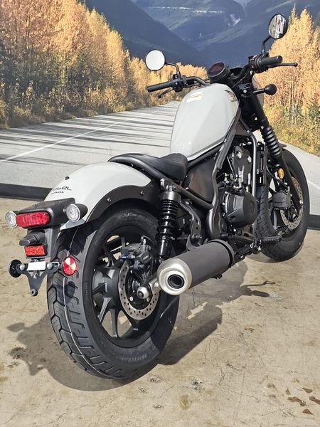 2024 Honda REBEL 500 ABS SE Image 10