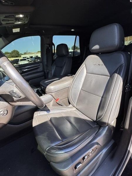 Used 2021 GMC Yukon DenaliImage 12