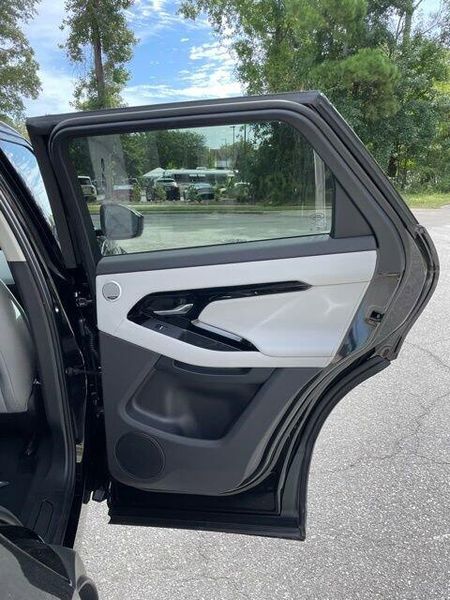 2025 Land Rover Range Rover Evoque Core S