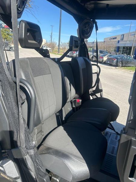 New 2026 Can-Am DEFENDER MAX XT HD11 Image 14