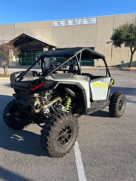 New 2025 Polaris RZR XP 1000 ULTIMATE Image 8