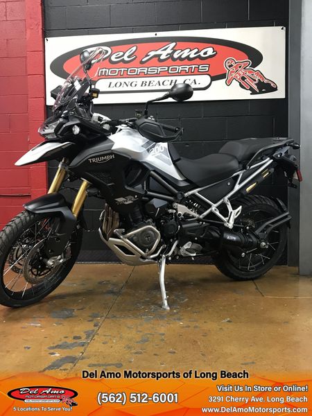 2023 Triumph TIGER 1200 RALLY PRO  in a SNOWDONIA WHITE exterior color. Del Amo Motorsports of Long Beach (562) 362-3160 delamomotorsports.com 