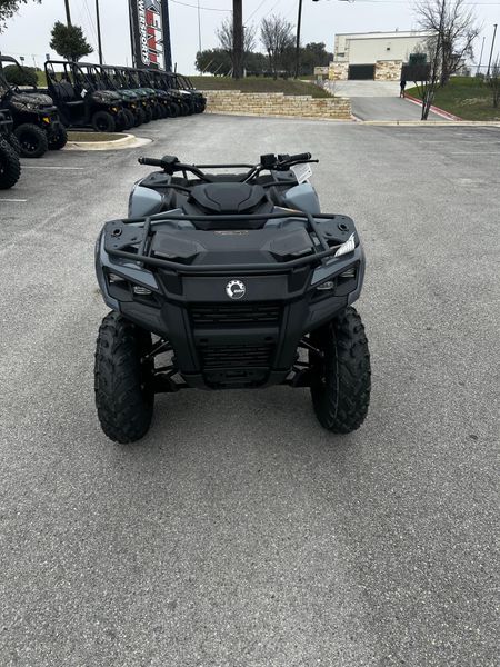 New 2025 Can-Am OUTLANDER 700 Image 3