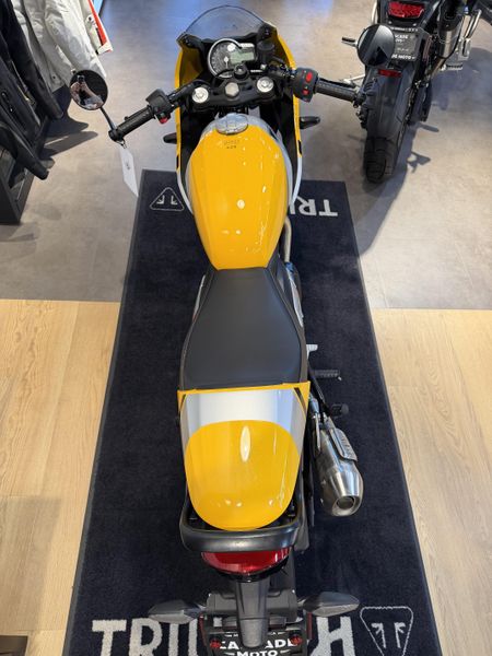 2026 Triumph Thruxton 400