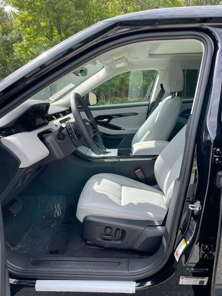 2025 Land Rover Range Rover Evoque Core S