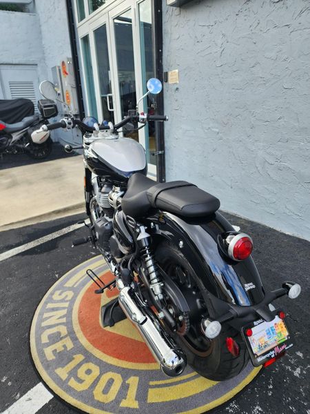 New 2024 Royal Enfield SUPER METEOR Image 12