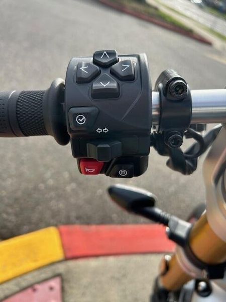 New 2027 Triumph SPEED TWIN 1200 CAFE RACER 