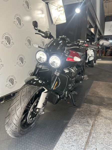 2025 Triumph ROCKET 3 STORM R