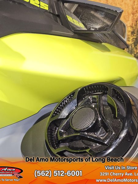 2024 Sea-Doo RXP-X 325 (SOUND SYSTEM) Image 15