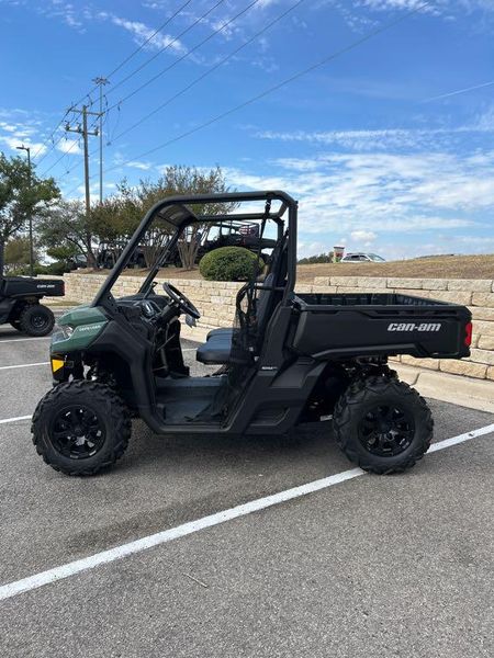 New 2026 Can-Am DEFENDER DPS HD7 Image 3