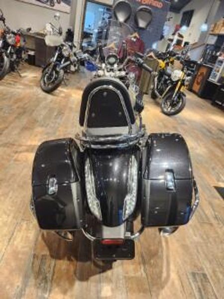 Used 2017 Moto Guzzi California TourImage 2