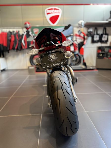 New 2026 Ducati STREETFIGHTER V2S 