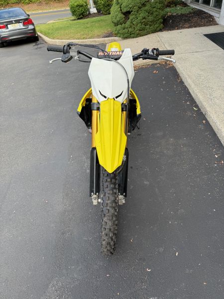 2018 Suzuki RM-Z 450Image 2