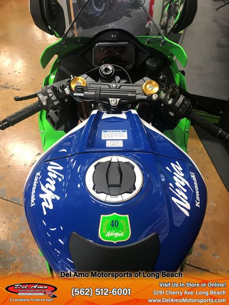 2024 Kawasaki ZX1002LRFBL-GN2  in a LIME GREEN/PEARL CRYSTAL WHITE/BLUE exterior color. Del Amo Motorsports of Long Beach (562) 362-3160 delamomotorsports.com 