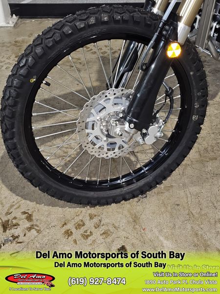 2025 Kawasaki KLX 300 Image 11