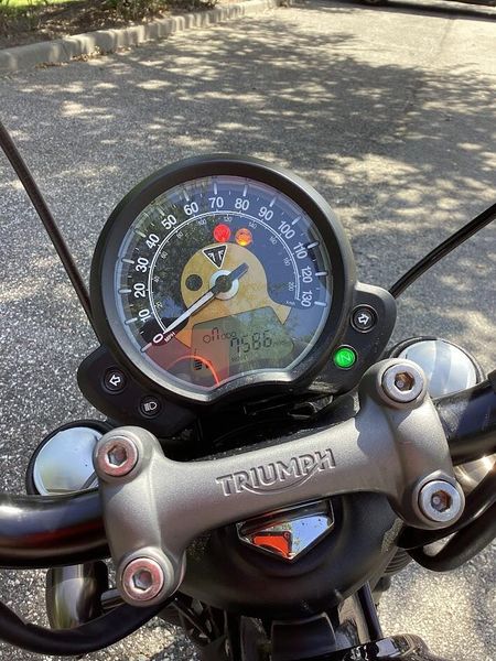 2018 Triumph Bonneville Bobber Base 