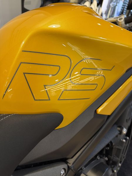 2025 Triumph Street Triple 765 RS - COSMIC YELLOW