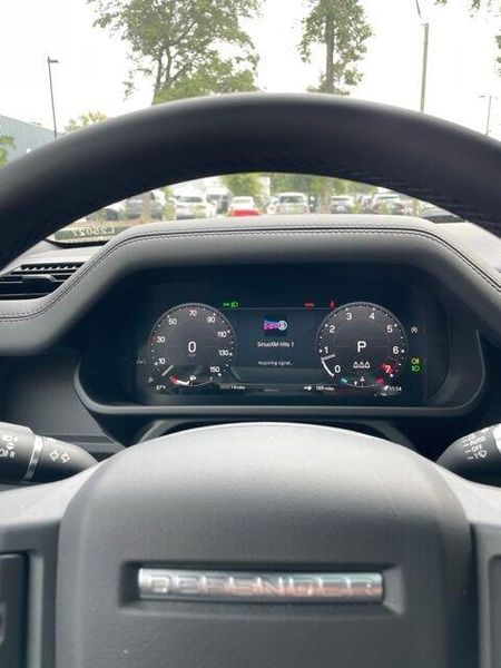 2025 Land Rover Defender S