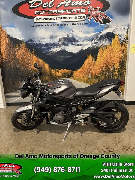 2018 Triumph Street Triple RSImage 2